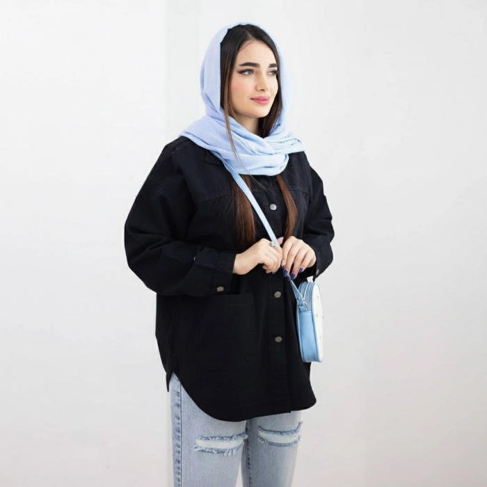 کت کتان ضخیم زمستانی زنانه اسکای جین با جیب‌های بزرگ پایین و یقه کلاسیک.