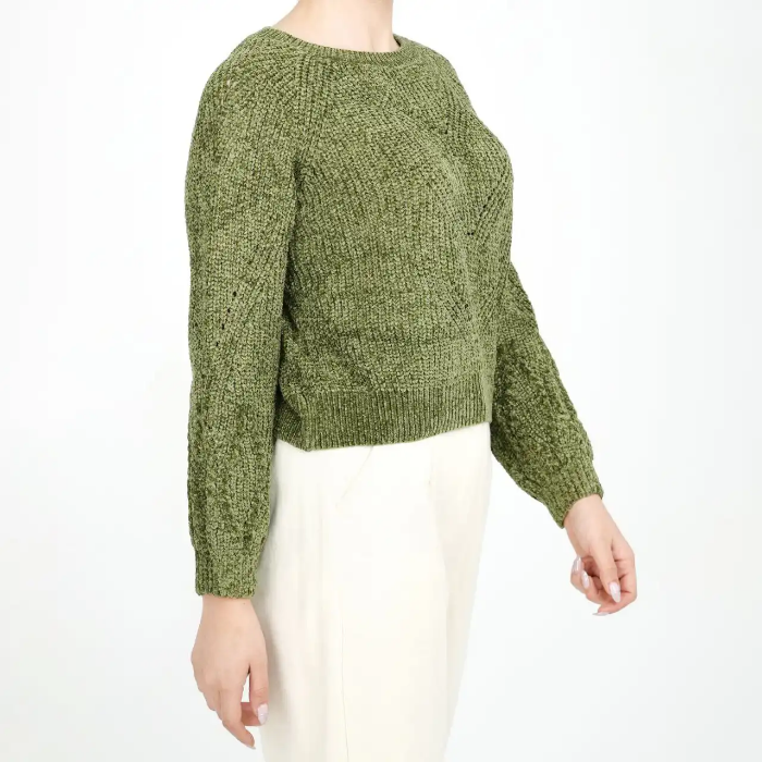 بلوز بافت طرح‌دار زنانه، بافتنی با طرح [توضیح نوع طرح مانند هندسی یا ژاکارد]، بسیار نرم و باکیفیت.